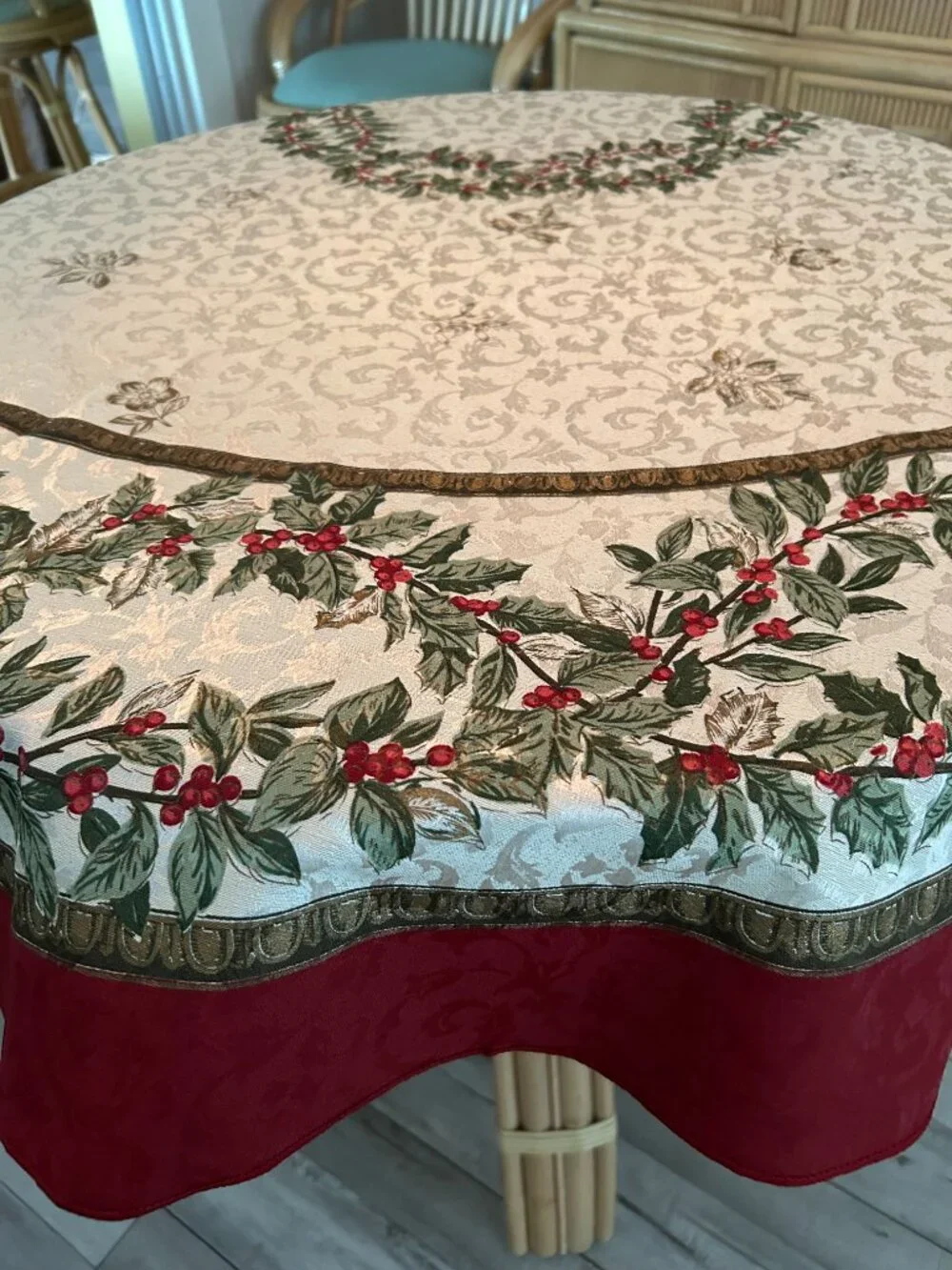 Fashion Industries Christmas Tablecloth 70